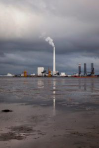 Ausschiffungshafen für Windkraftanlagen, Windenergie, Energiewende, Nachhaltigkeit, Industrie Ausschiffungshafen für Windkraftanlagen, Windenergie, Energiewende, Nachhaltigkeit, Industrie